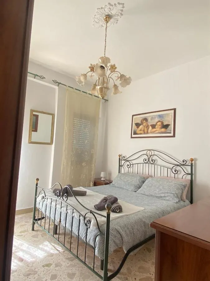 Na Za' Pina Daire Cefalù